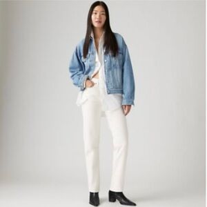 SALE! LEVIS HIGH RISE WEDGIE STRAIGHT